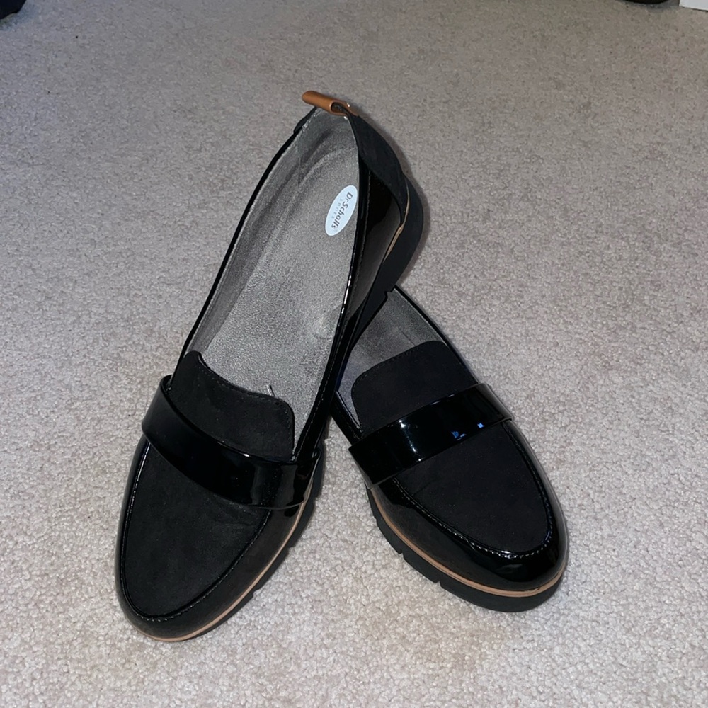Dr. Scholl’s comfort wedge loafers - black size 9M worn once! Patent and suede